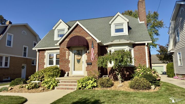 Property Photo: 451 St. Marys Avenue MI 48162
