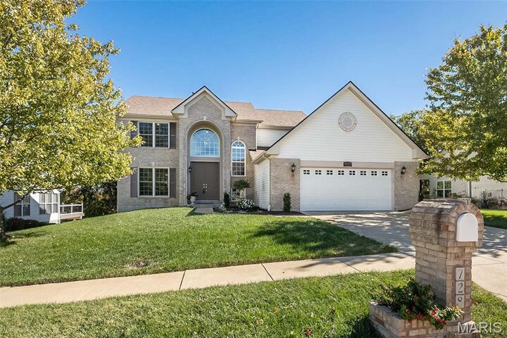 Property Photo: 728 Grandview Ridge Court MO 63025