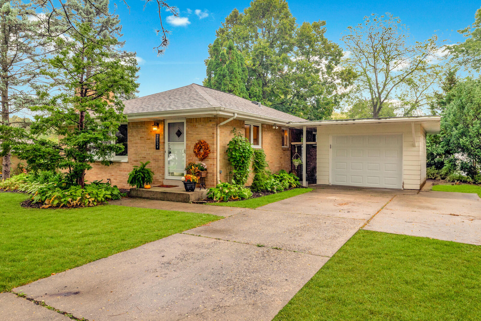 Property Photo: 2024 N 119th St WI 53226