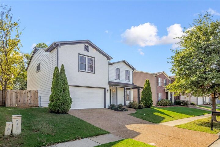 Property Photo: 10021 Branley Oak Dr TN 38016