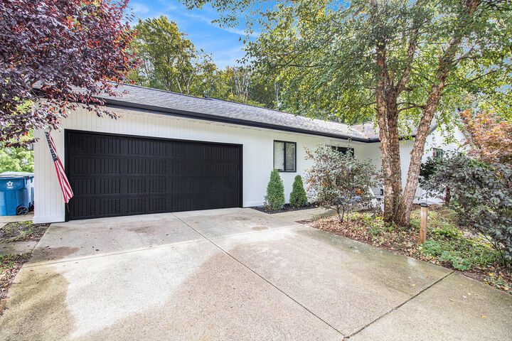 Property Photo:  12919 Sikkema Drive  MI 49417 