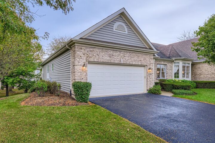 1026 Heron Way  Woodstock IL 60098 photo