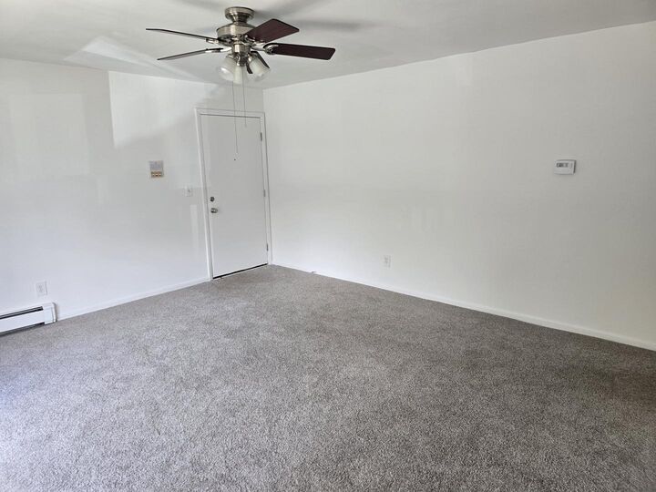 Property Photo:  19360 Wolf Road 1  IL 60448 