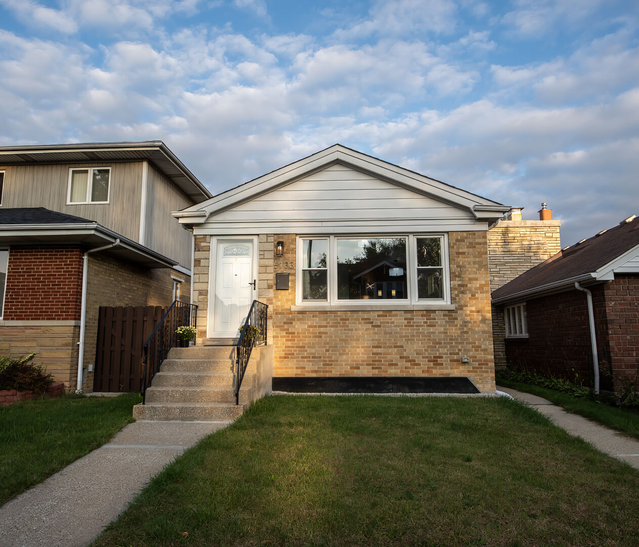 Property Photo:  5133 N Austin Avenue  IL 60630 