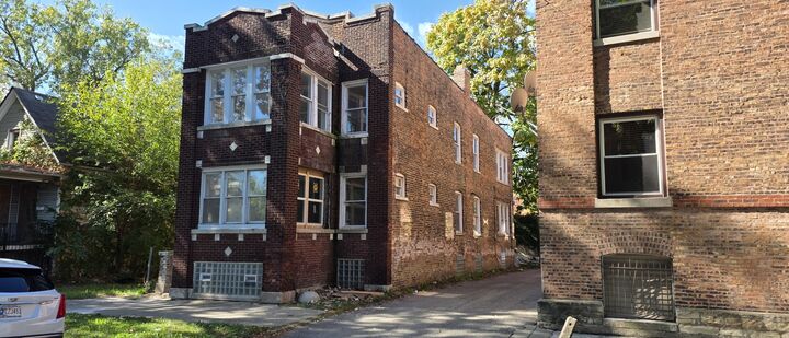 Property Photo: 6716 S May Street IL 60621