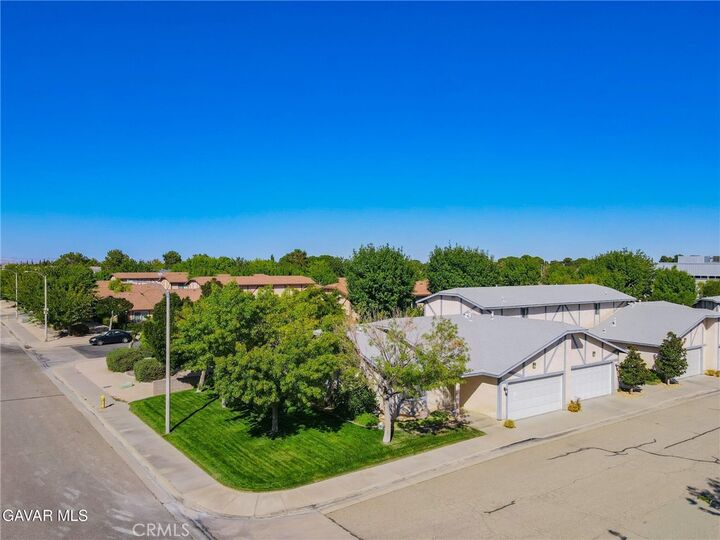 Property Photo:  43840 Bobby Jones  CA 93536 