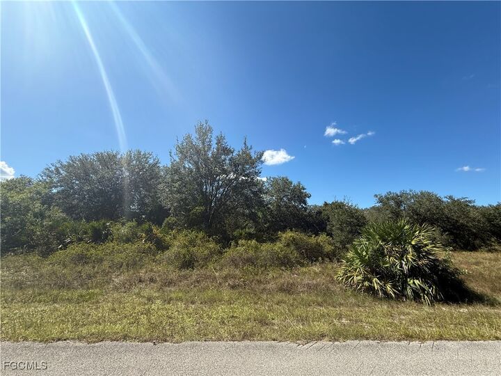 Property Photo: 1509 Clayton Avenue FL 33972