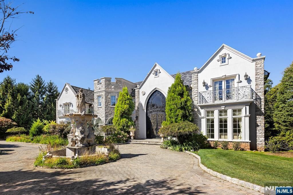 Property Photo: 117 Truman Drive NJ 07626