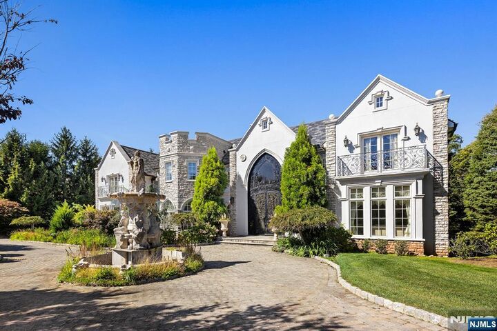 117 Truman Drive  Cresskill NJ 07626 photo