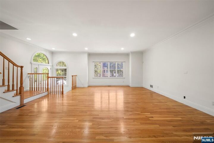 Property Photo: 139 Stonegate Trail NJ 07626
