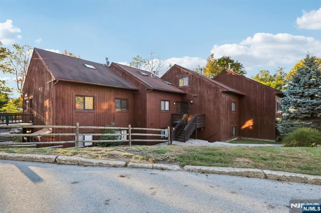 Property Photo: 1 Powderhorn Court 4 NJ 07462