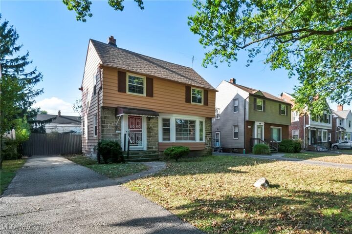 Property Photo: 17120 Talford Avenue OH 44128