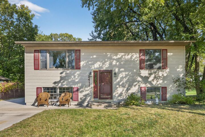Property Photo: 2411 Mayhill Street SE MN 55904