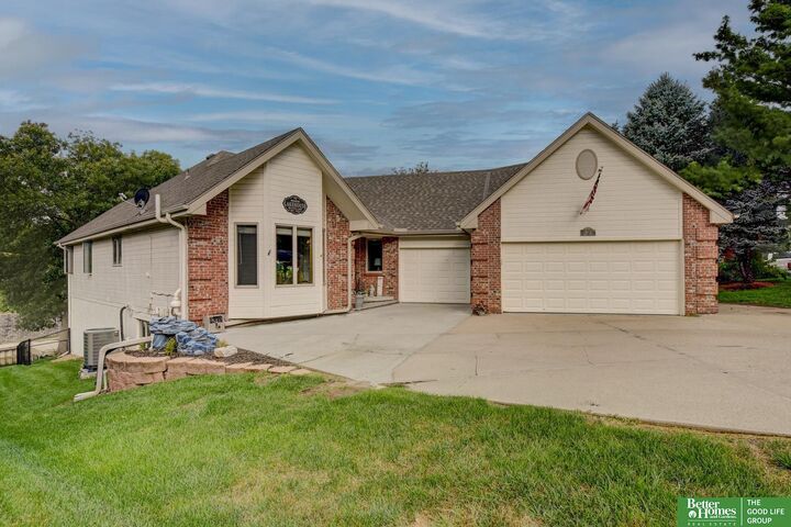 Property Photo: 8883 Verdon Circle NE 68048