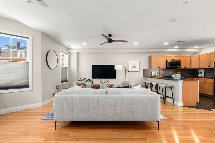 Property Photo: 32 Parker St 6 MA 02129