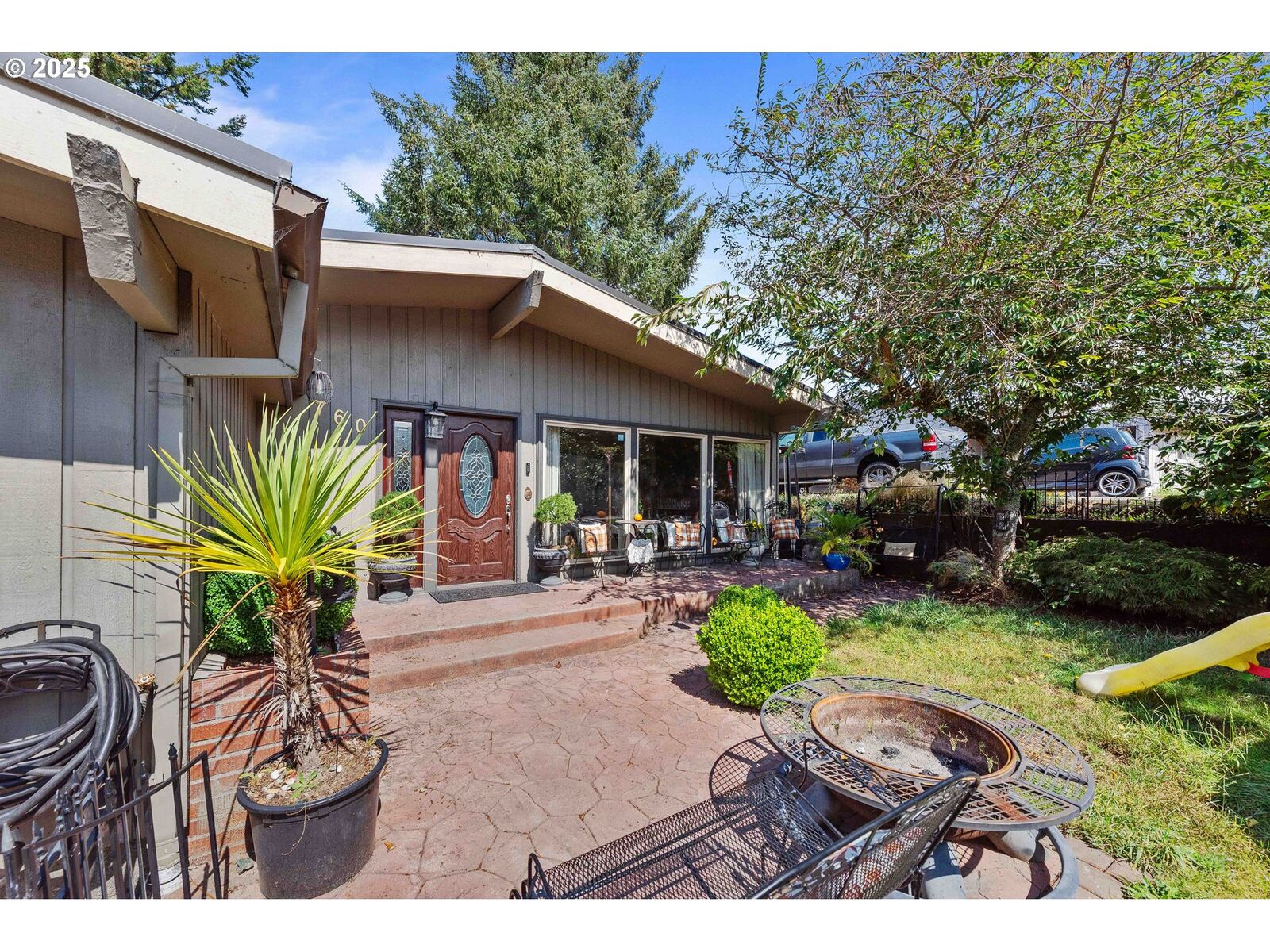 Property Photo:  760 Oconnell St  OR 97459