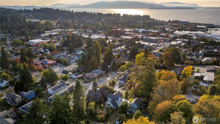 1131  16th Street  Bellingham WA 98225 photo