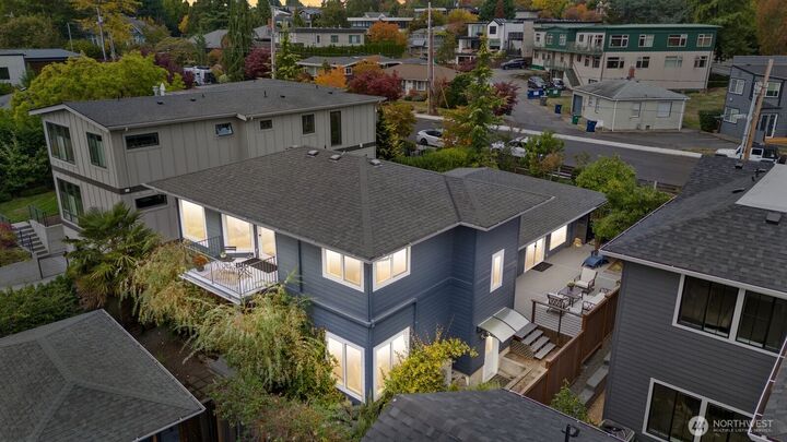 221  8th Avenue W  Kirkland WA 98033 photo