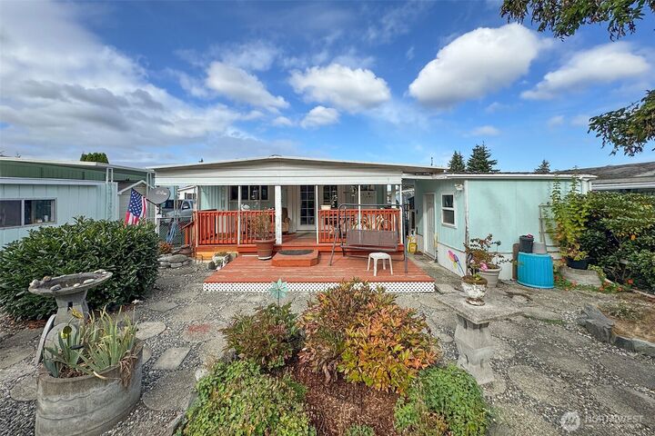 Property Photo:  921 S Third Avenue 07  WA 98382 