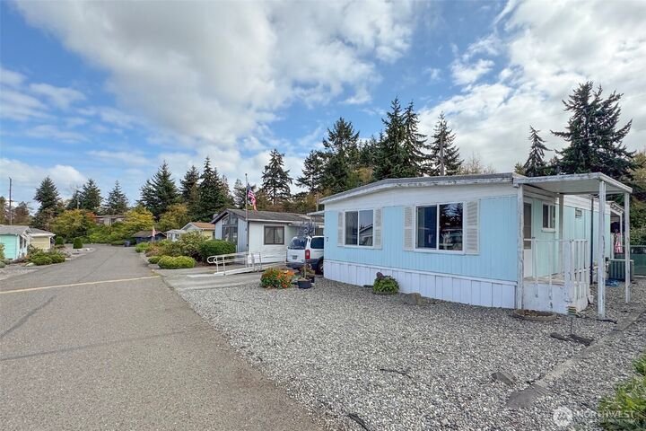 Property Photo: 921 S Third Avenue 07 WA 98382