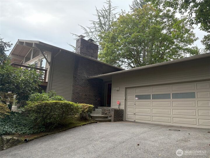 253  129th Avenue NE  Bellevue WA 98005 photo