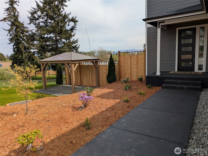 Property Photo:  2273  Douglas Road  WA 98248 