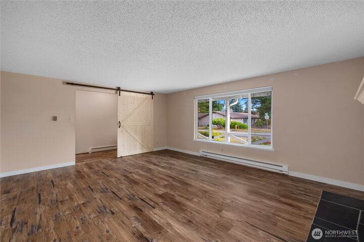 Property Photo: 3323 Amhurst Street SE WA 98501