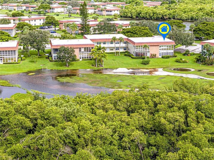 Property Photo: 69 Royal Oak Court 207 FL 32962