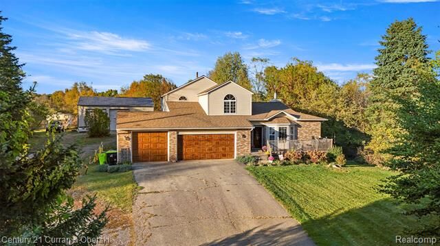 10105 Gordon Road  Fenton MI 48430 photo