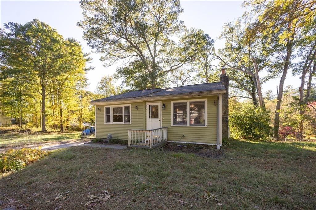 Property Photo: 106 Echo Road RI 02814