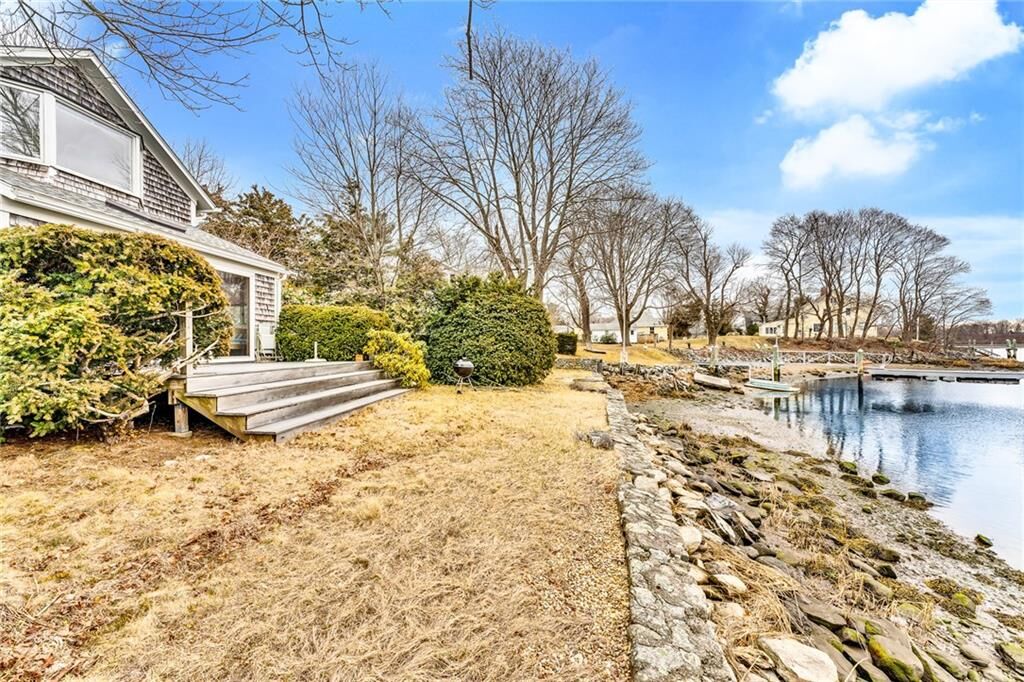 Property Photo: 33 Samoset Avenue RI 02806
