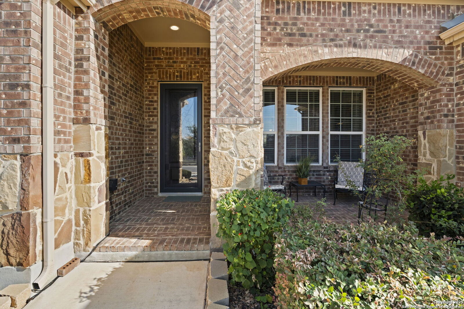 Property Photo: 12813 Hollowing Lake TX 78253