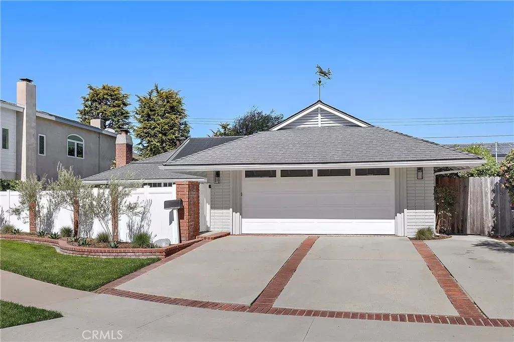 Property Photo: 9021 Niguel Circle CA 92646