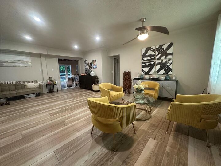 Property Photo: 30301 SW 171st Ave FL 33030