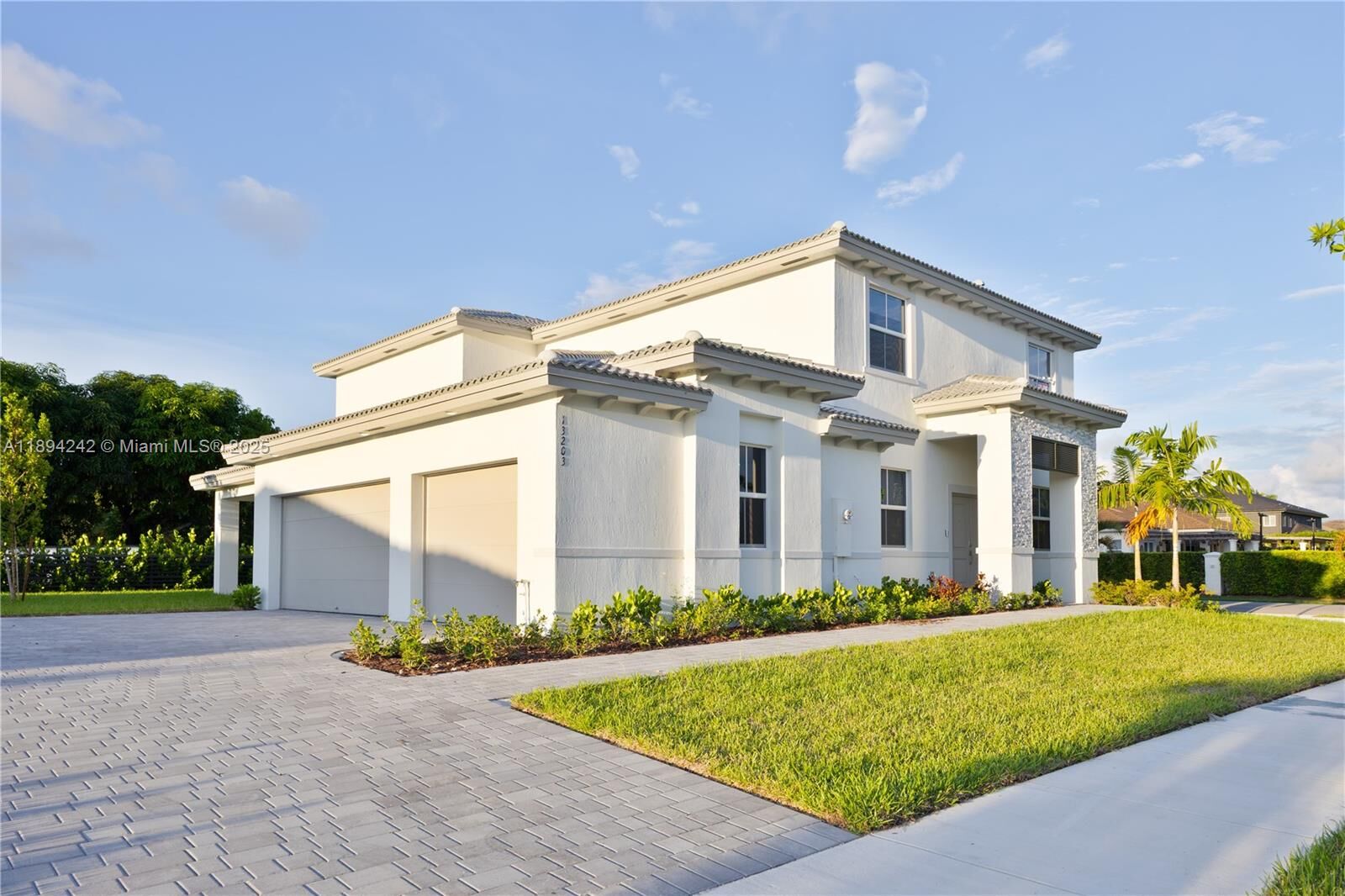 Property Photo: 13203 SW 188th Ter FL 33177