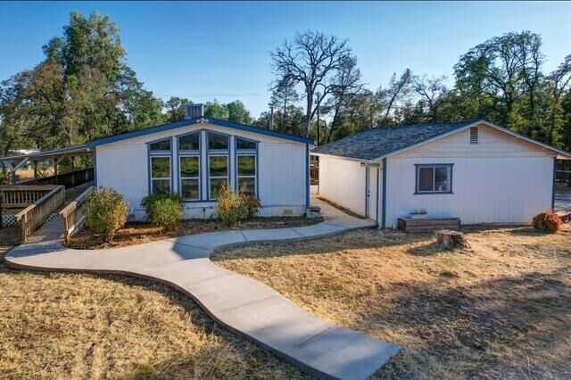 Property Photo: 21533 Anron Lane CA 96003