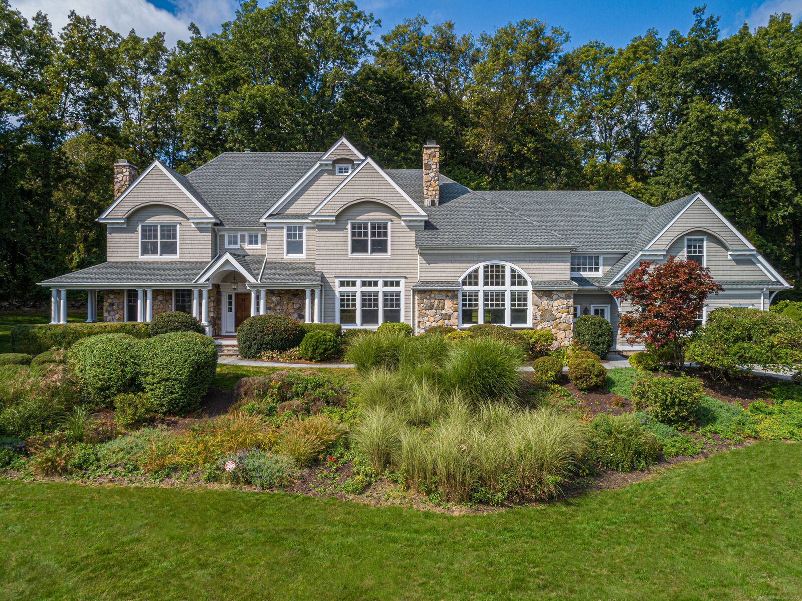 Property Photo: 125 Nod Hill Road CT 06897