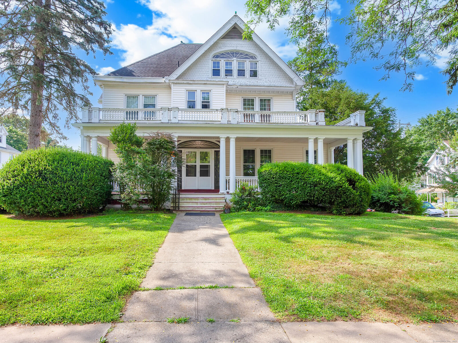 Property Photo: 75 South Main Street Apt E CT 06405