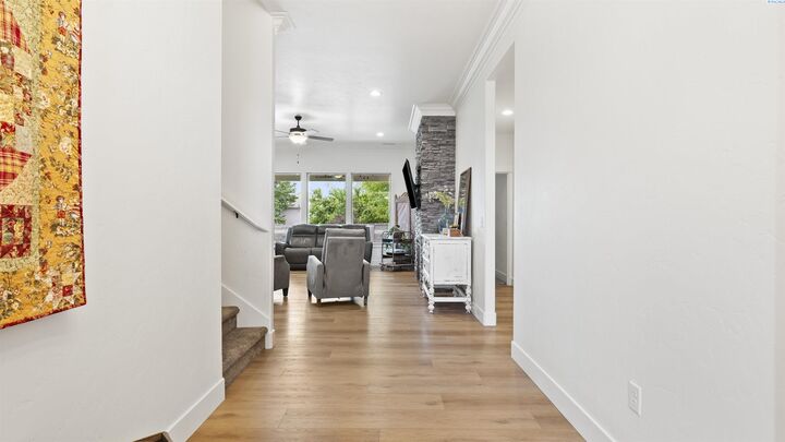 Property Photo:  1624 Palermo Ave  WA 99352 