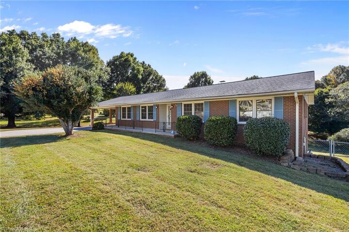 107 Delta Street  Lexington NC 27295 photo