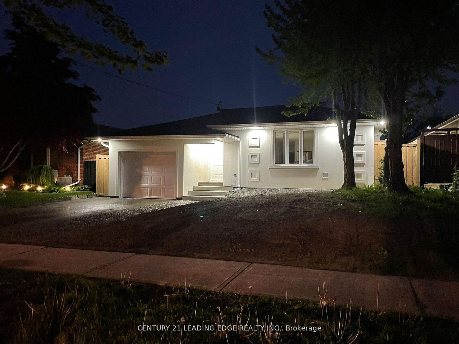 Property Photo:  3 Kennebec Crescent Bsmt  ON M9W 2R6 