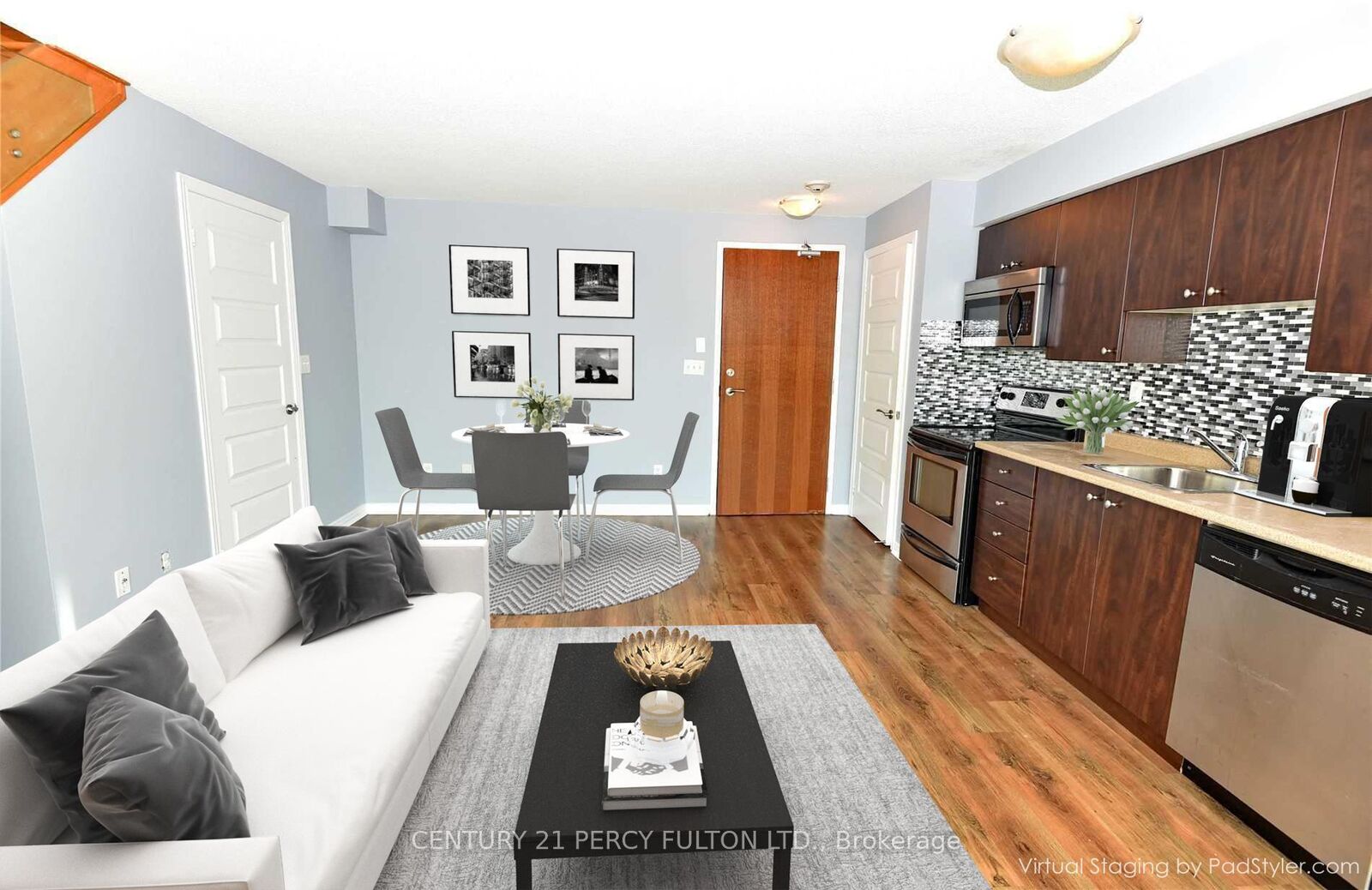 Photo de la propriété: 215 Queen Street E 218 ON L6W 0A9