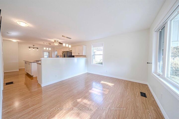 Property Photo: 70 St Clair Avenue ON N2M 3Z4
