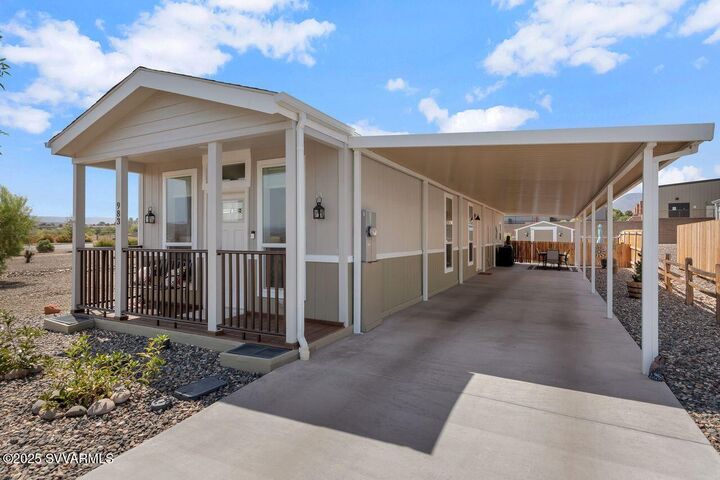 Property Photo:  983 W Thorton Road  AZ 86322 