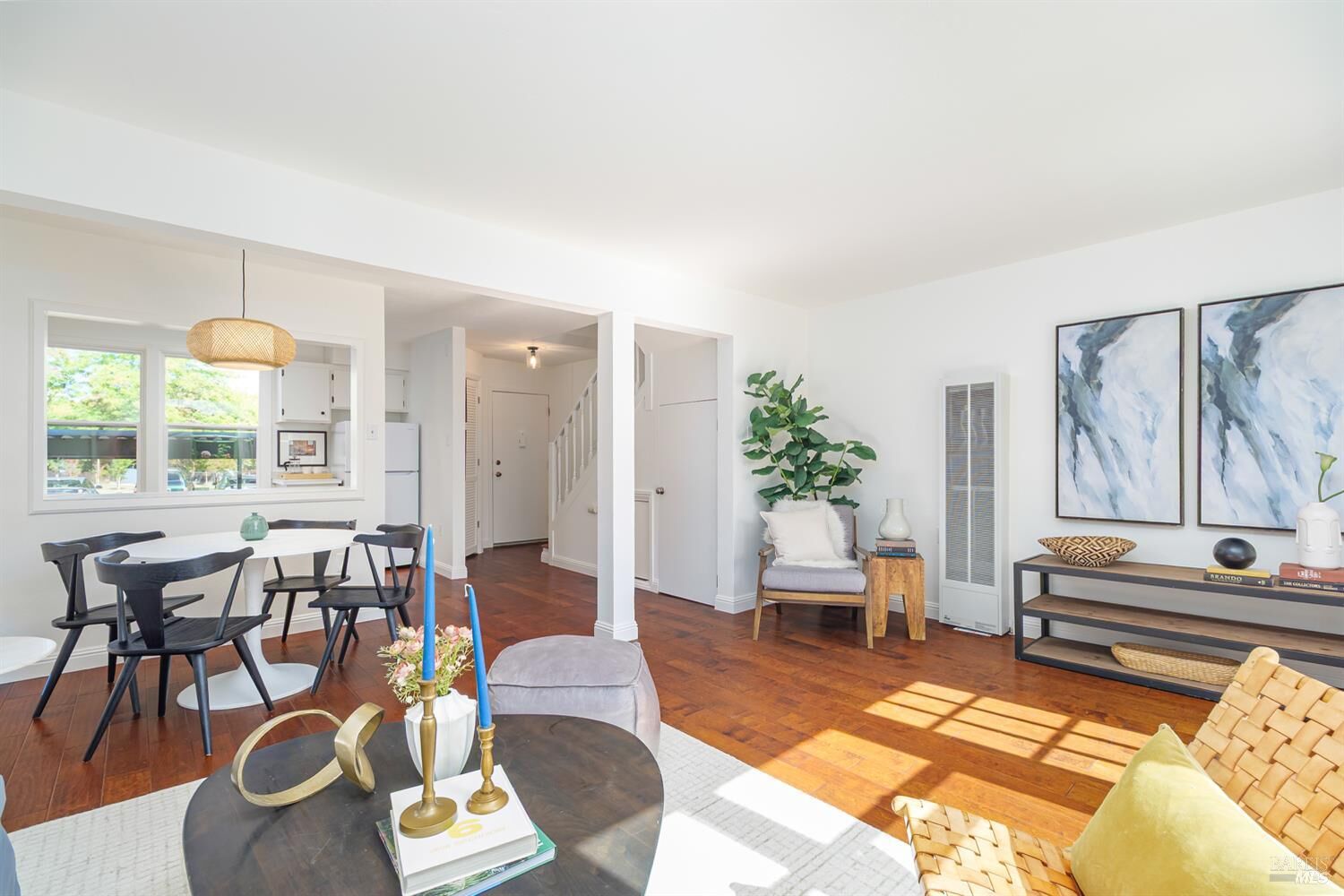 Property Photo:  21 Lovejoy Way  CA 94949 