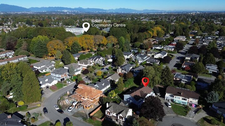 Photo de la propriété: 8800 Rosedene Court BC V7A 2P9