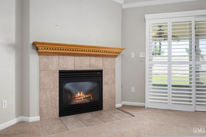 Property Photo: 12200 Verdelho Avenue CA 93312