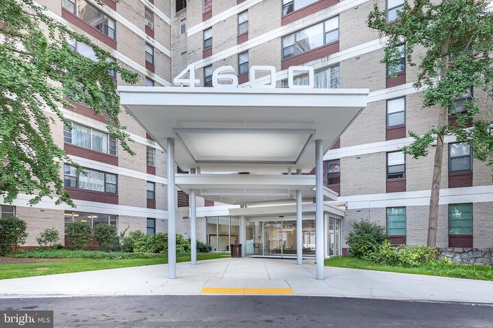 Property Photo: 4600 Duke Street 431 VA 22304