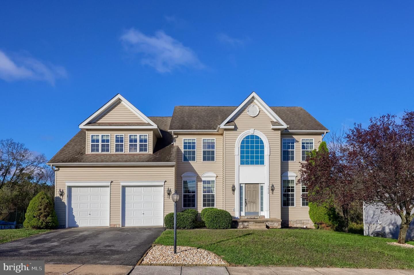 Property Photo: 1636 Fountain Rock Drive PA 17315