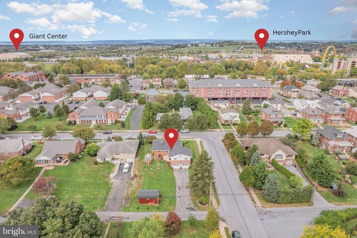 Property Photo:  406 W Caracas Avenue  PA 17033 